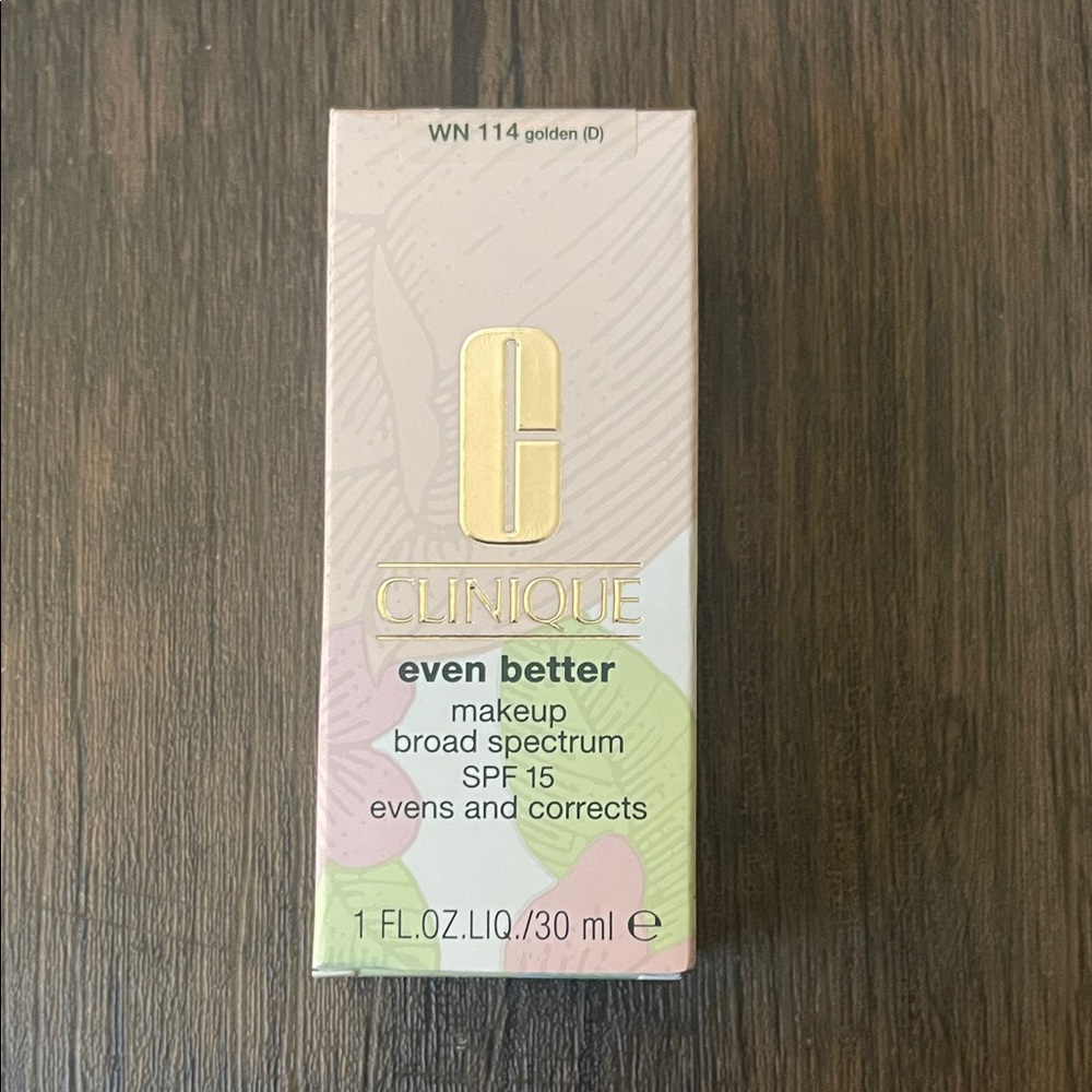 Clinique Even Better Makeup SPF 15 - WN 114 Golden
